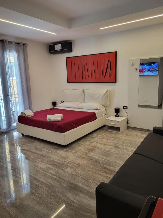 Dimore Pietrapenta Apartments, Suites & Rooms - Via Lucana 223, Via Piave 23, Via Chiancalata 16 Матера Екстер'єр фото